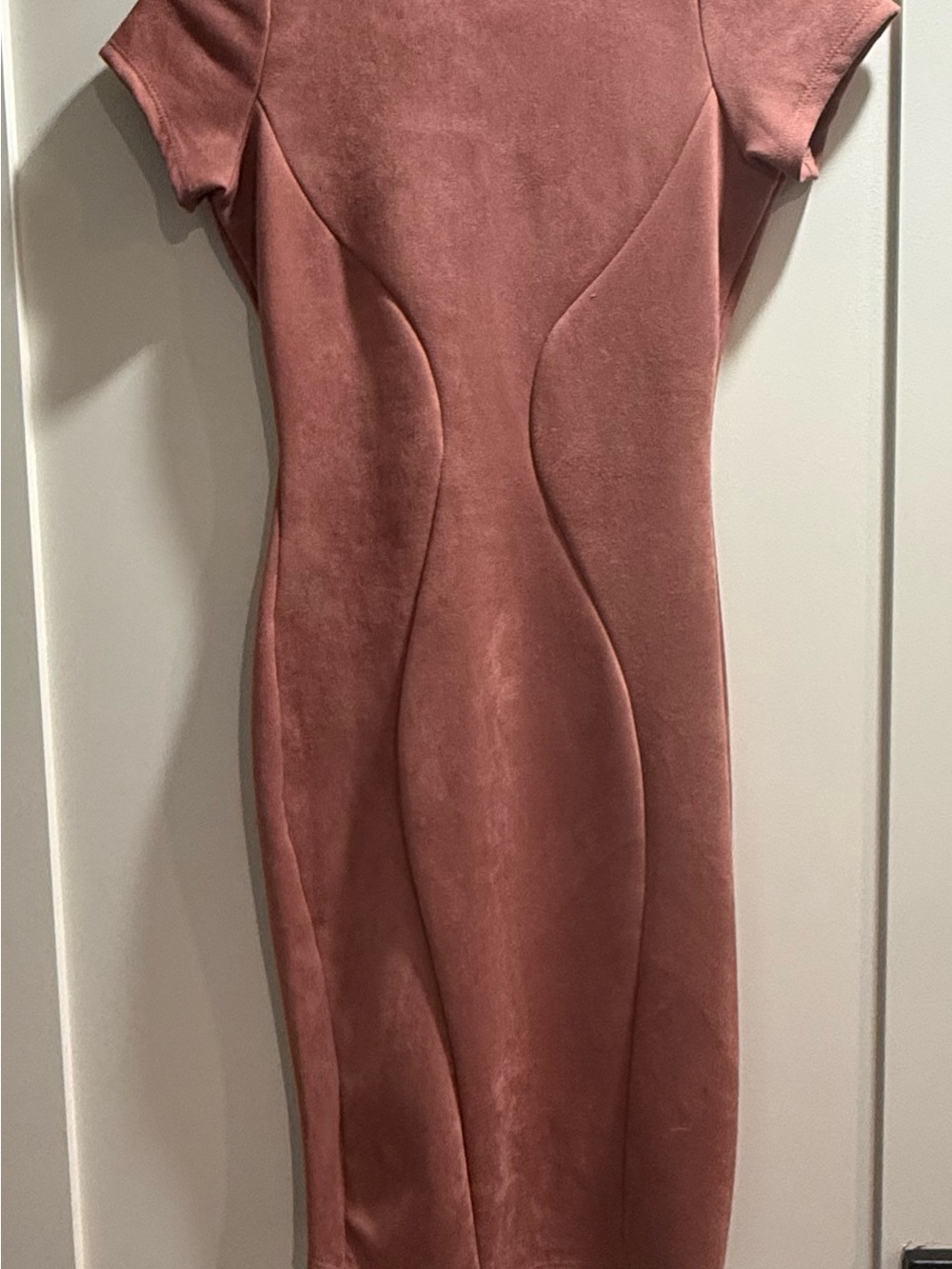Fitted Short-Sleeve Rose Pink Bodycon Dress
